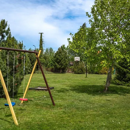 Agat Ii Goscinne Rum i privatbostad Nowecin