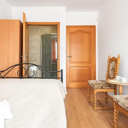 Quarto em Acomodações Particulares Agat Ii Goscinne