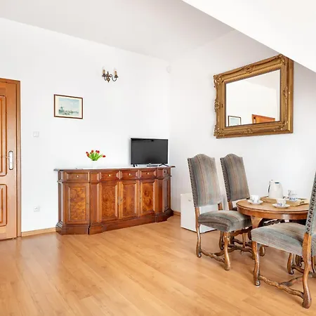 Quarto em Acomodações Particulares Agat Ii Goscinne